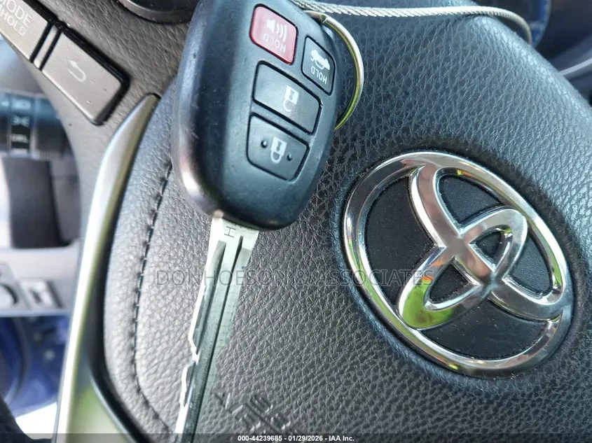 Toyota Corolla 2014 Blue
