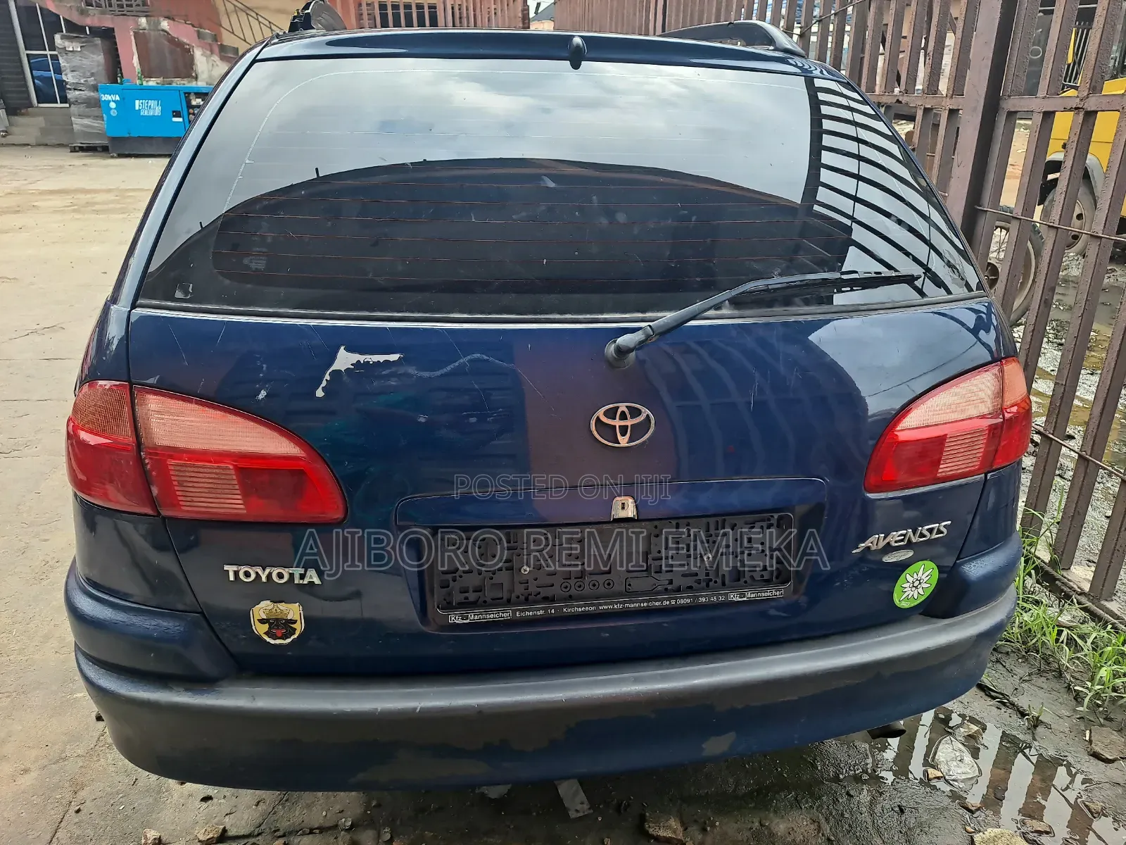 Toyota Avensis 2005 Blue