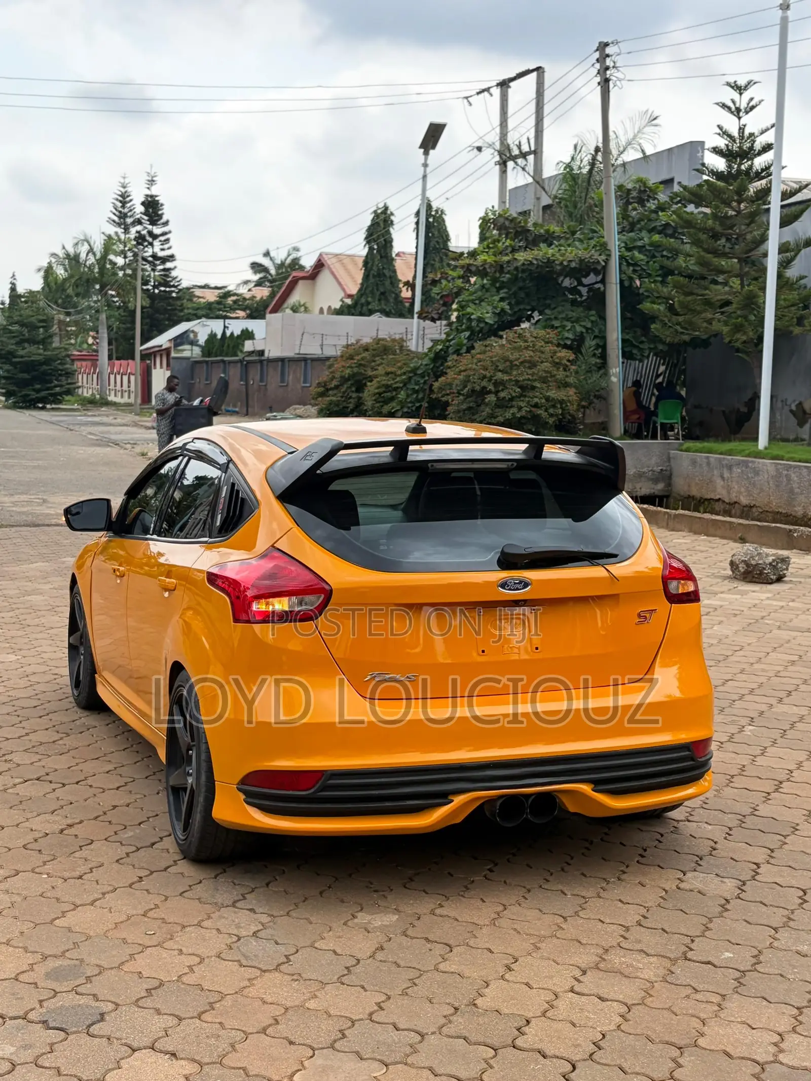 Ford Focus 2015 Orange