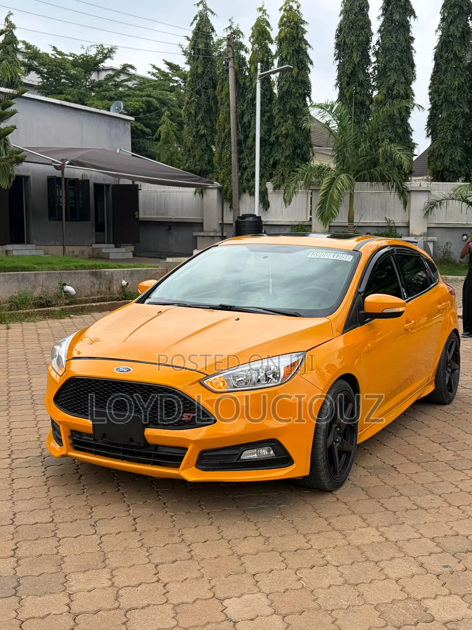 Ford Focus 2015 Orange