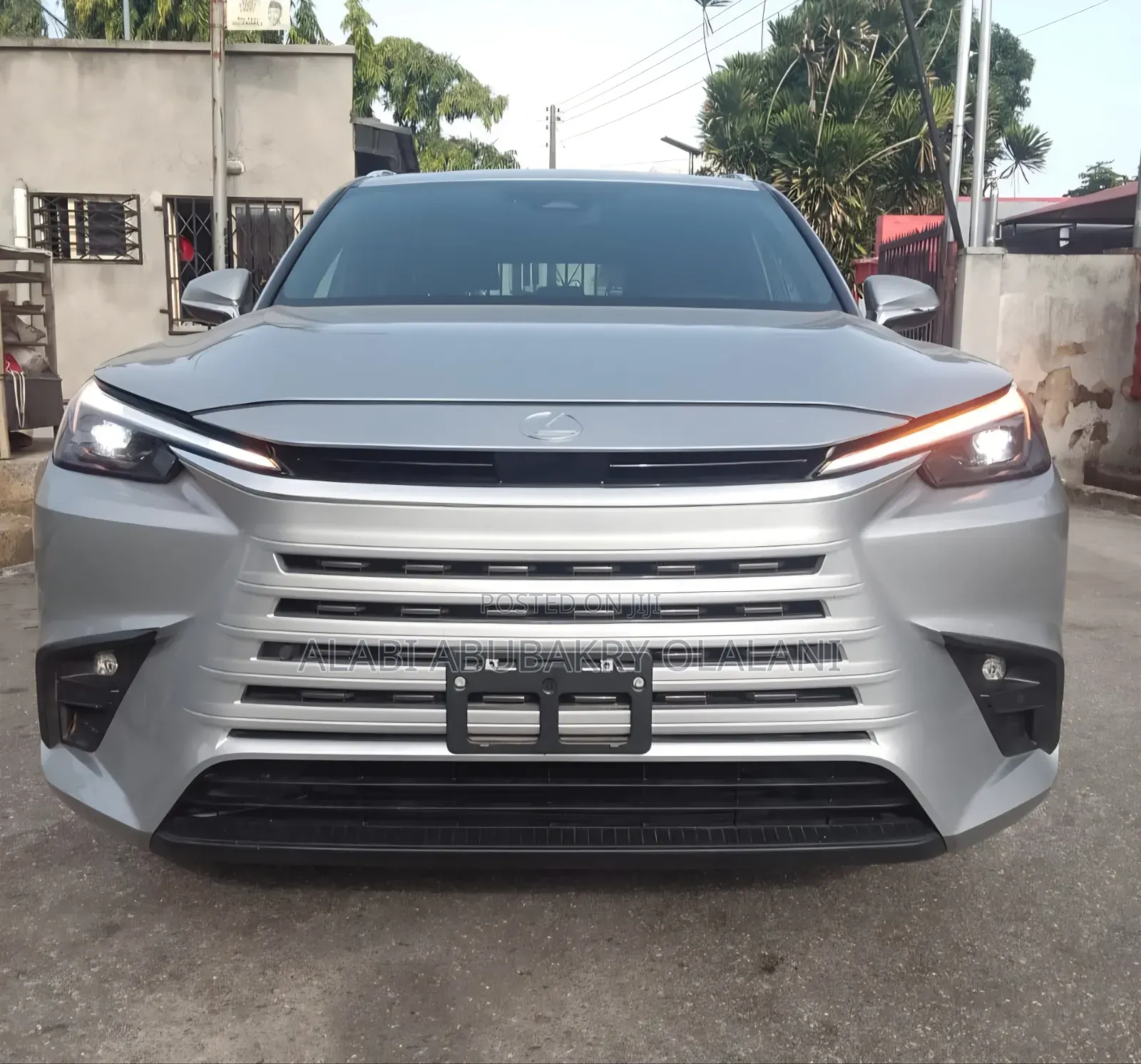 Lexus TX 2025 Silver