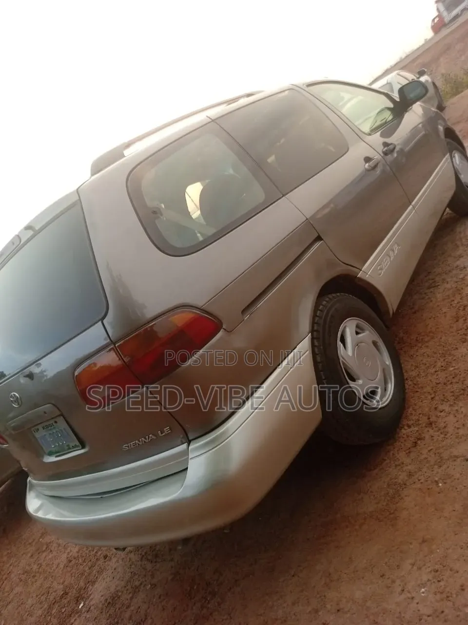 Toyota Sienna 2003 Gray