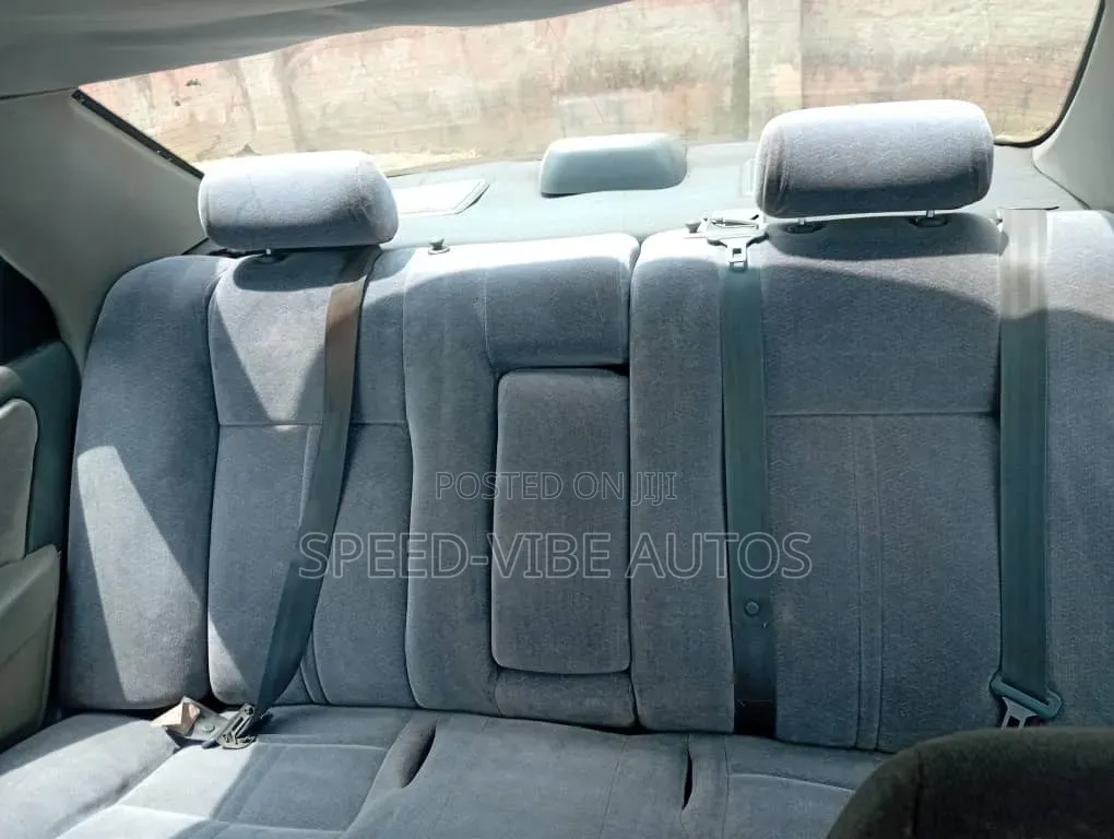 Toyota Camry 2000 Black