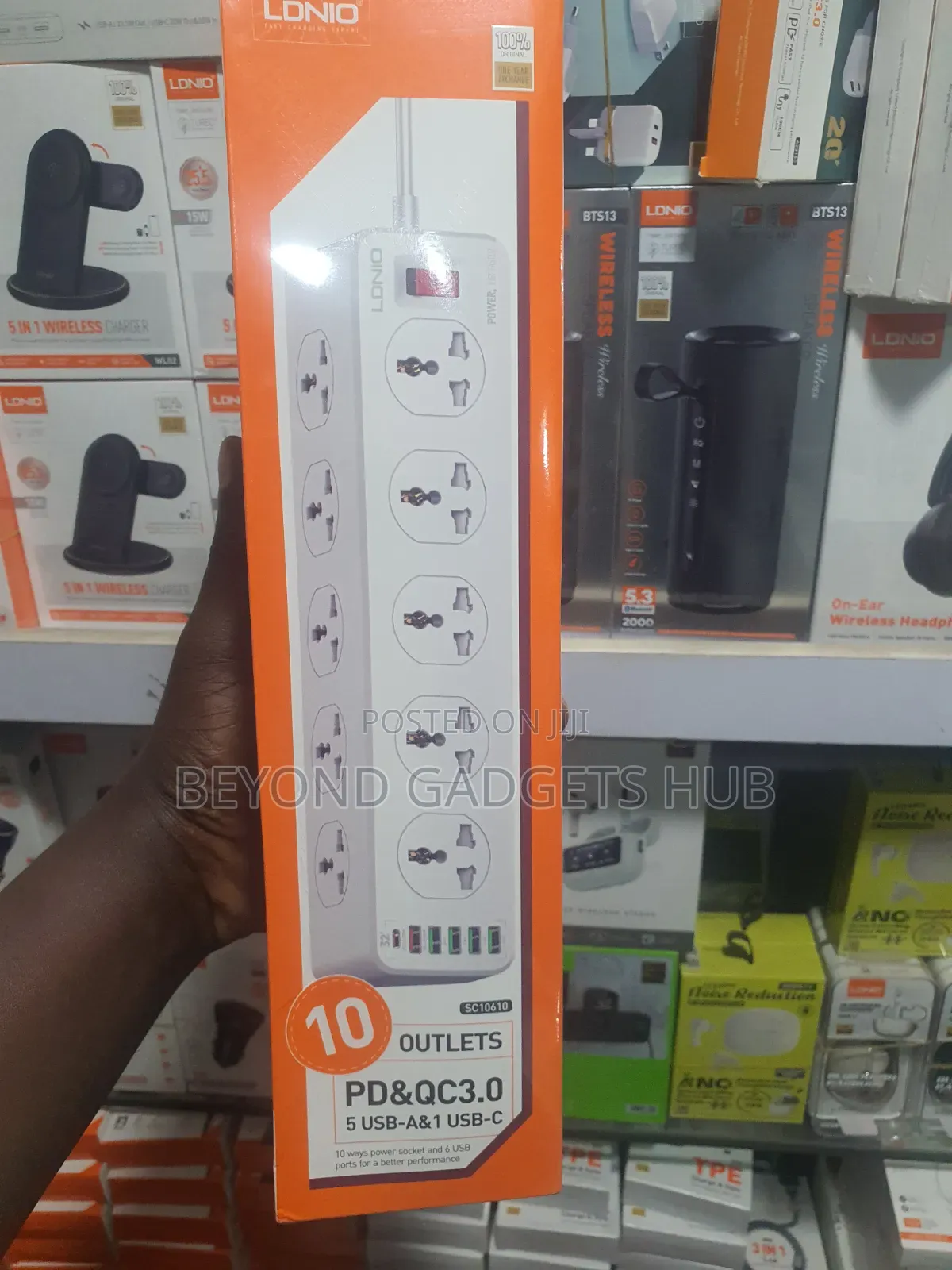 Ldnio 10-Outlet Power Strip With Pd Qc3.0 Fast Charging