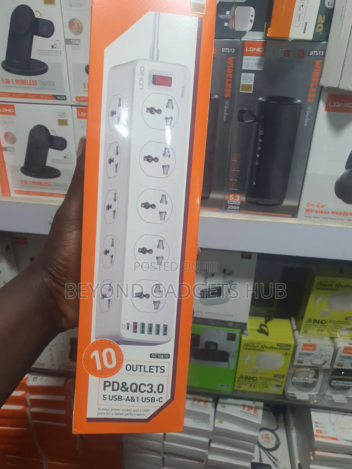 Ldnio 10-Outlet Power Strip With Pd Qc3.0 Fast Charging