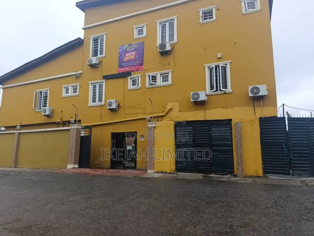 A Hotel of 15rooms for Sale