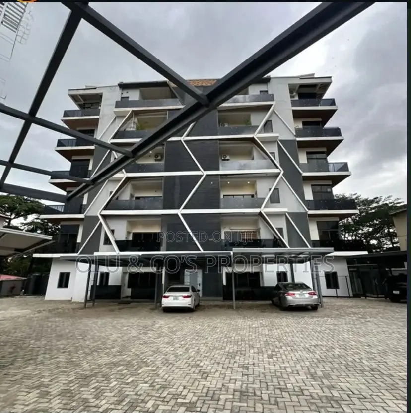 Furnished 3bdrm Block of Flats in Maitama for sale