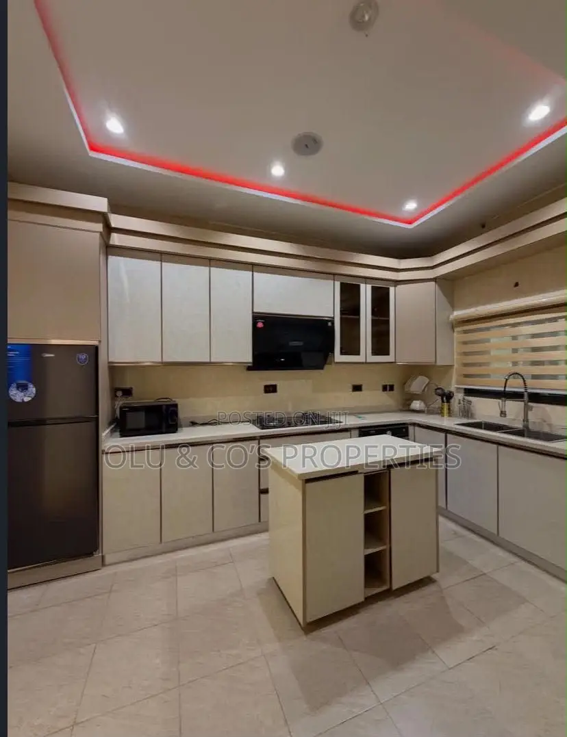 Furnished 3bdrm Block of Flats in Maitama for sale