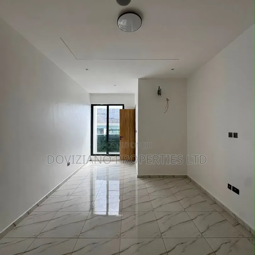 2bdrm Apartment in Idado for sale