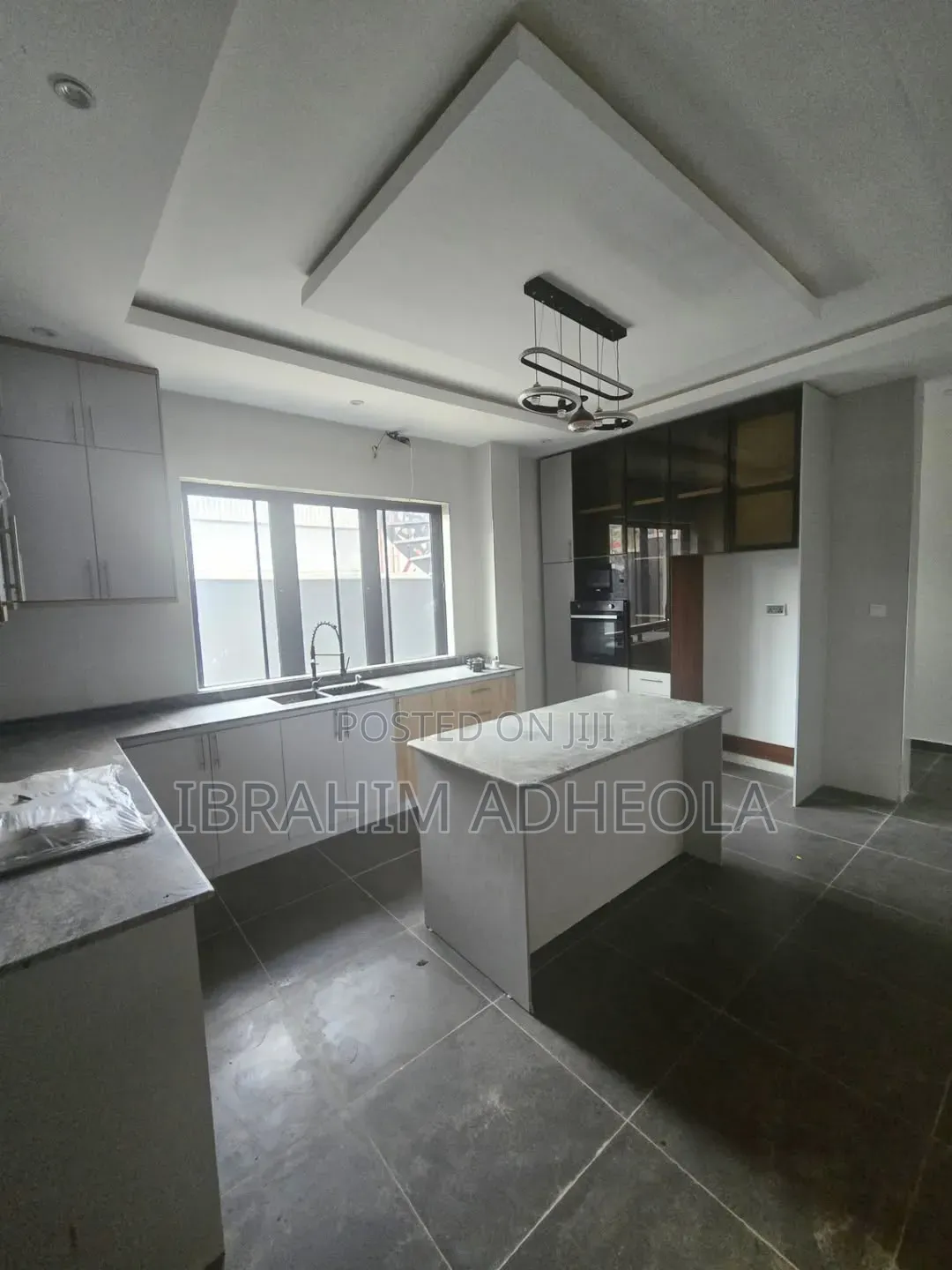 5bdrm Duplex in Ogudu Gra for sale