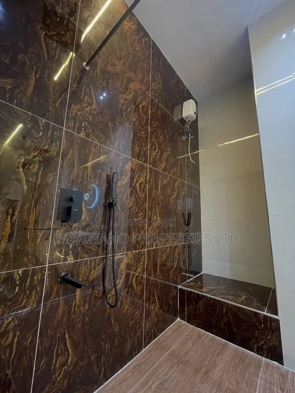 5bdrm Duplex in Ado / Ajah for sale