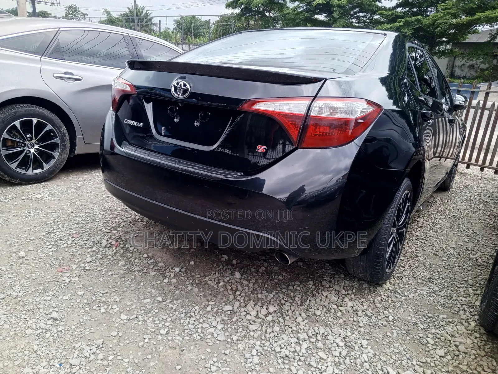 Toyota Corolla LE Premium 4dr Sedan (1.8L 4cyl CVT) 2016 Black