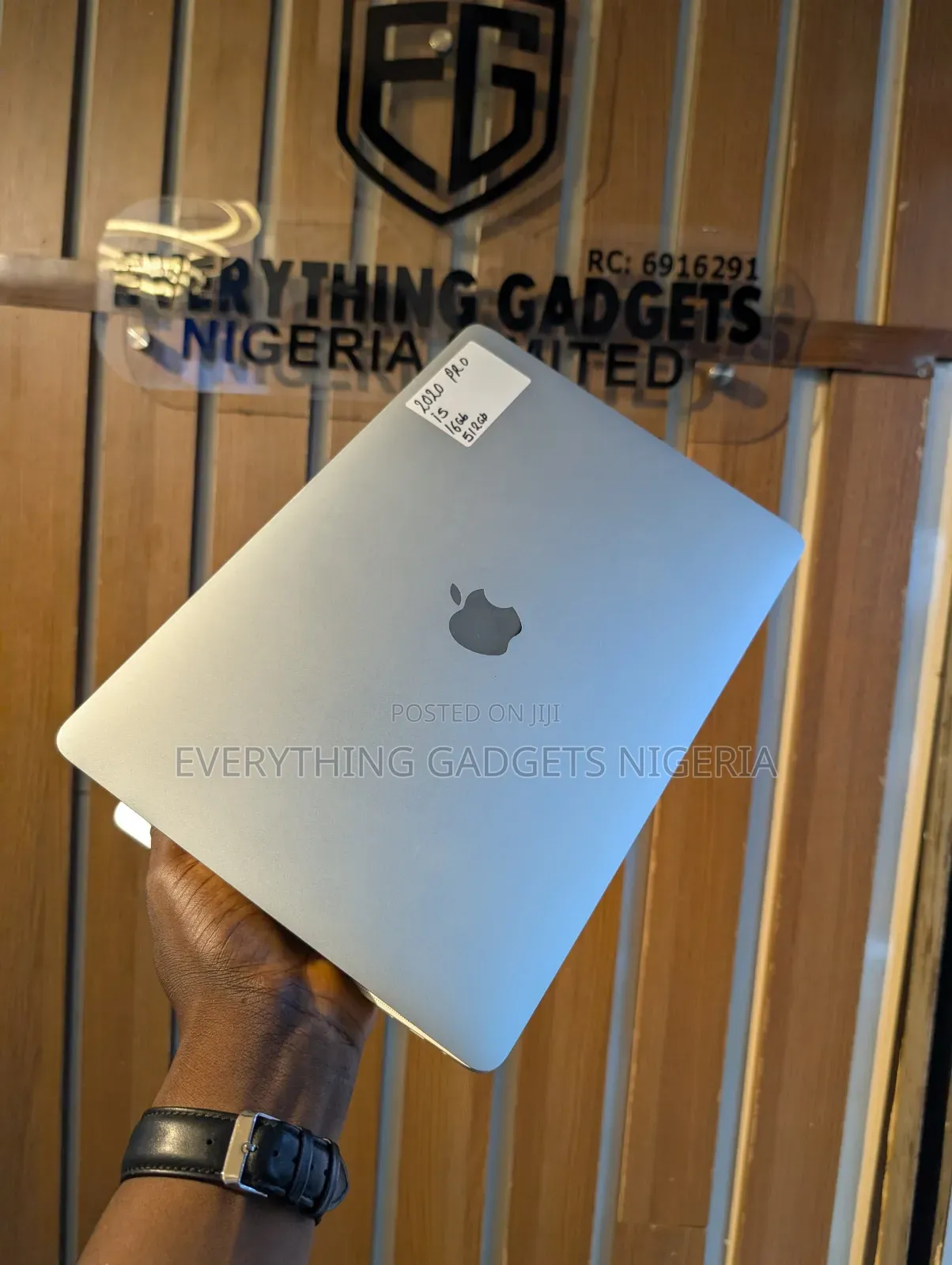 Laptop Apple MacBook Pro 2020 16GB HDD 512GB