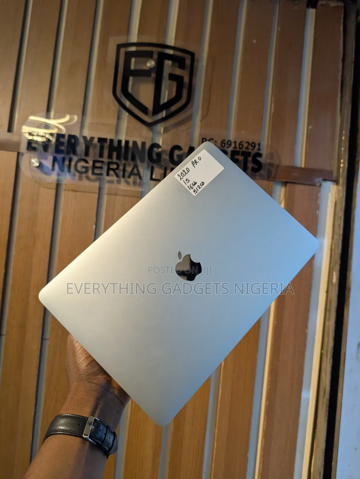 Laptop Apple MacBook Pro 2020 16GB HDD 512GB