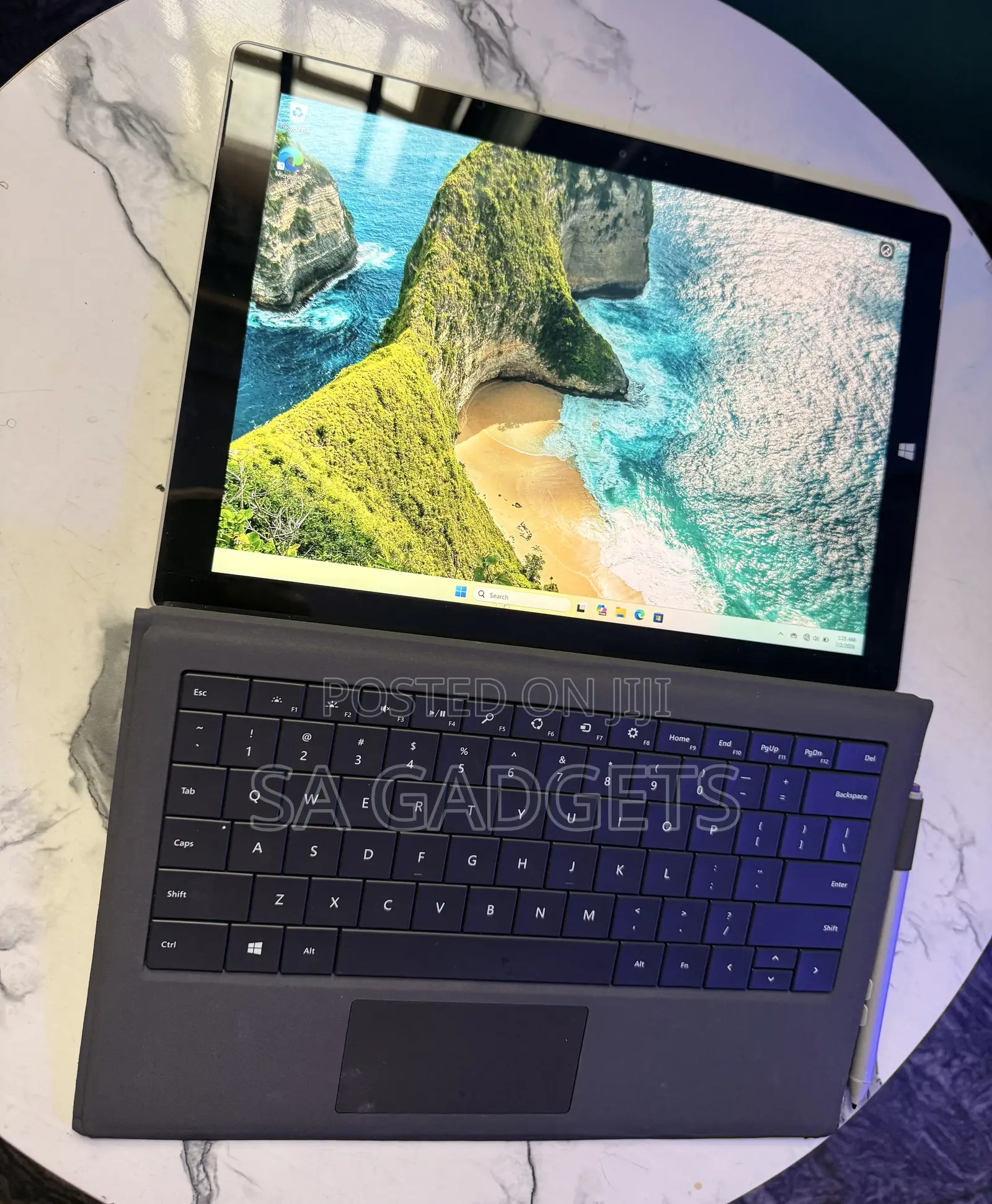 New Laptop Microsoft Surface Pro 3 8GB Intel Core i5 SSD 256GB