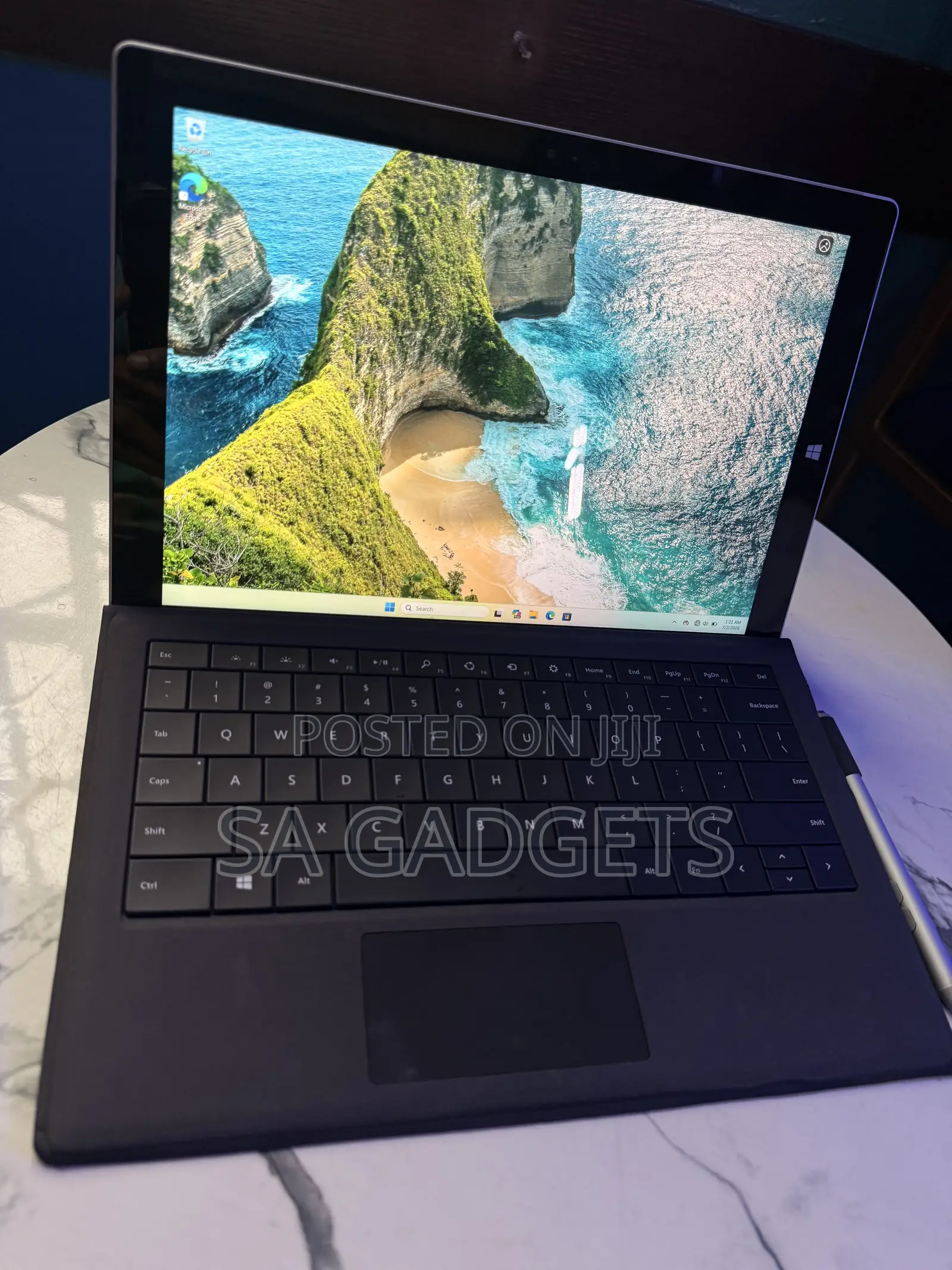 New Laptop Microsoft Surface Pro 3 8GB Intel Core i5 SSD 256GB