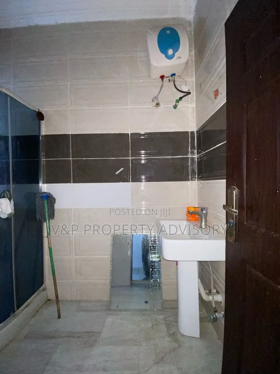 1bdrm Shared Apartment in Chevy View, Chevron for rent