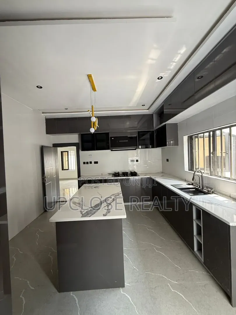 4bdrm Duplex in Lokogoma for sale