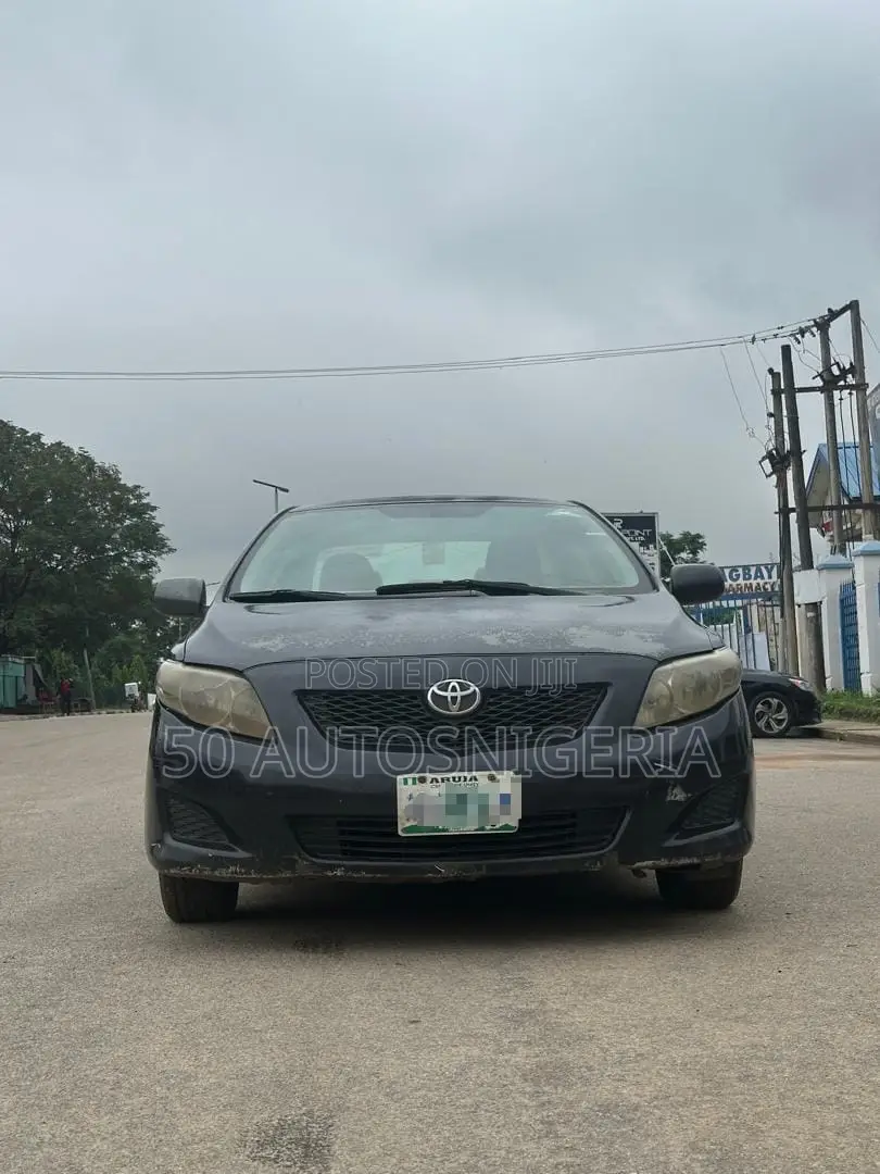 Toyota Corolla LE 4dr Sedan (1.8L 4cyl 4A) 2010 Black
