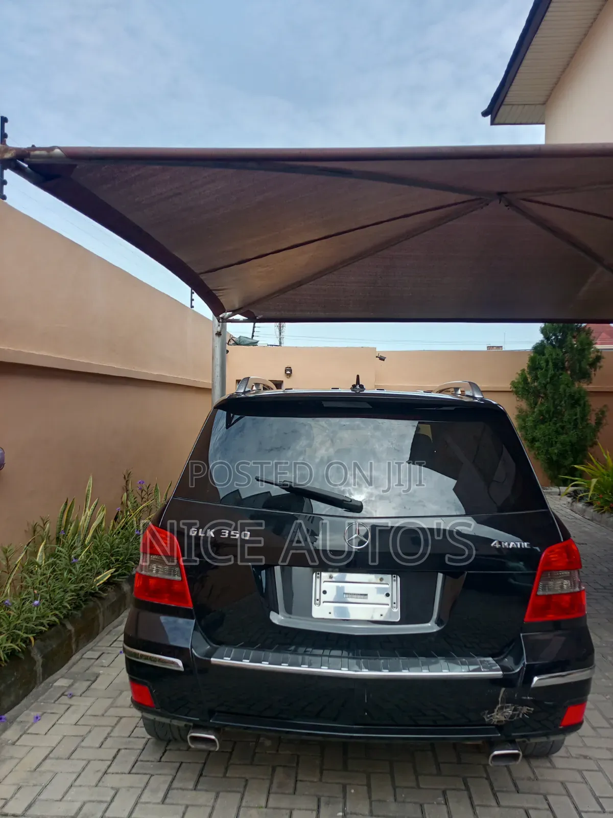Mercedes-Benz GLK-Class 2010 Black