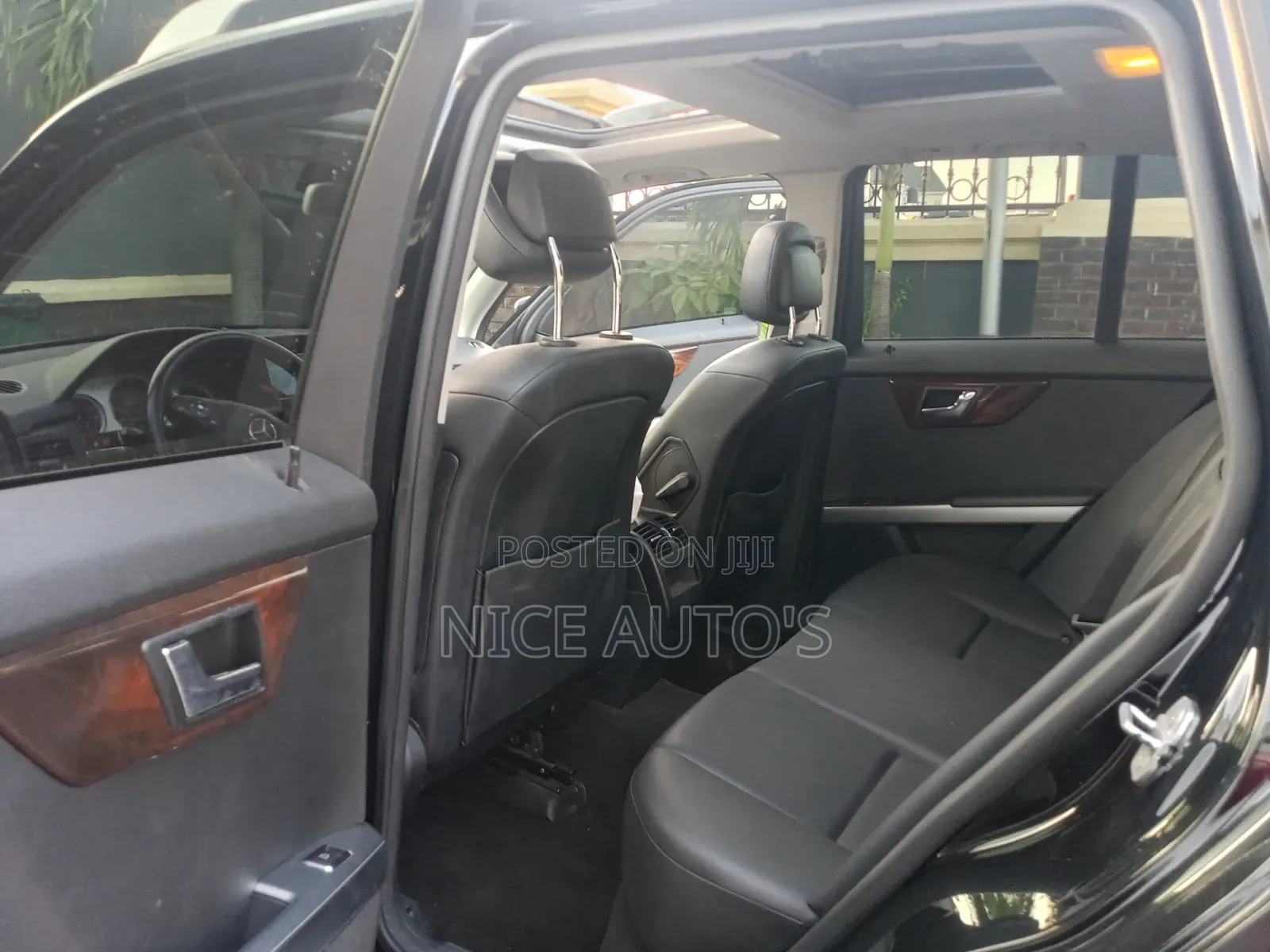 Mercedes-Benz GLK-Class 2010 Black