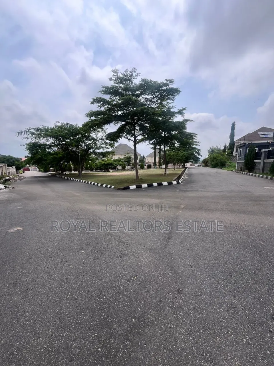 Estate Land