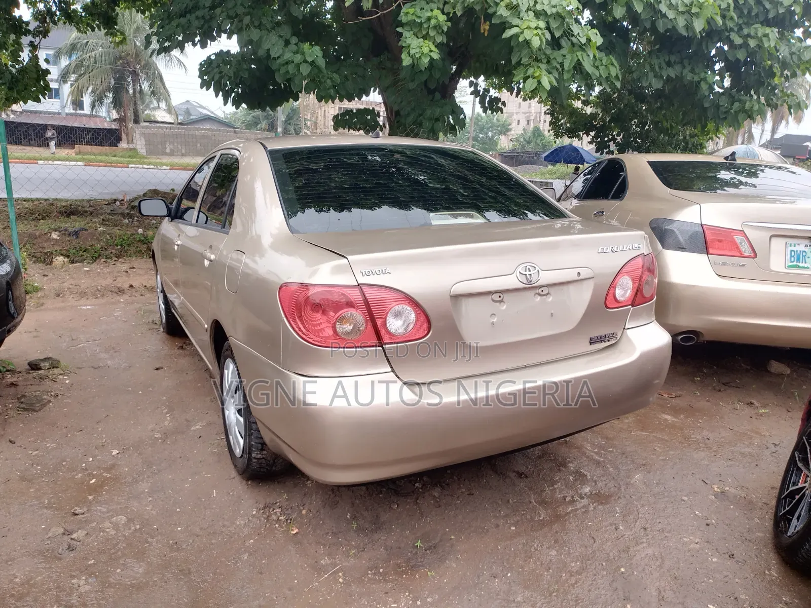 Toyota Corolla LE 2006 Gold