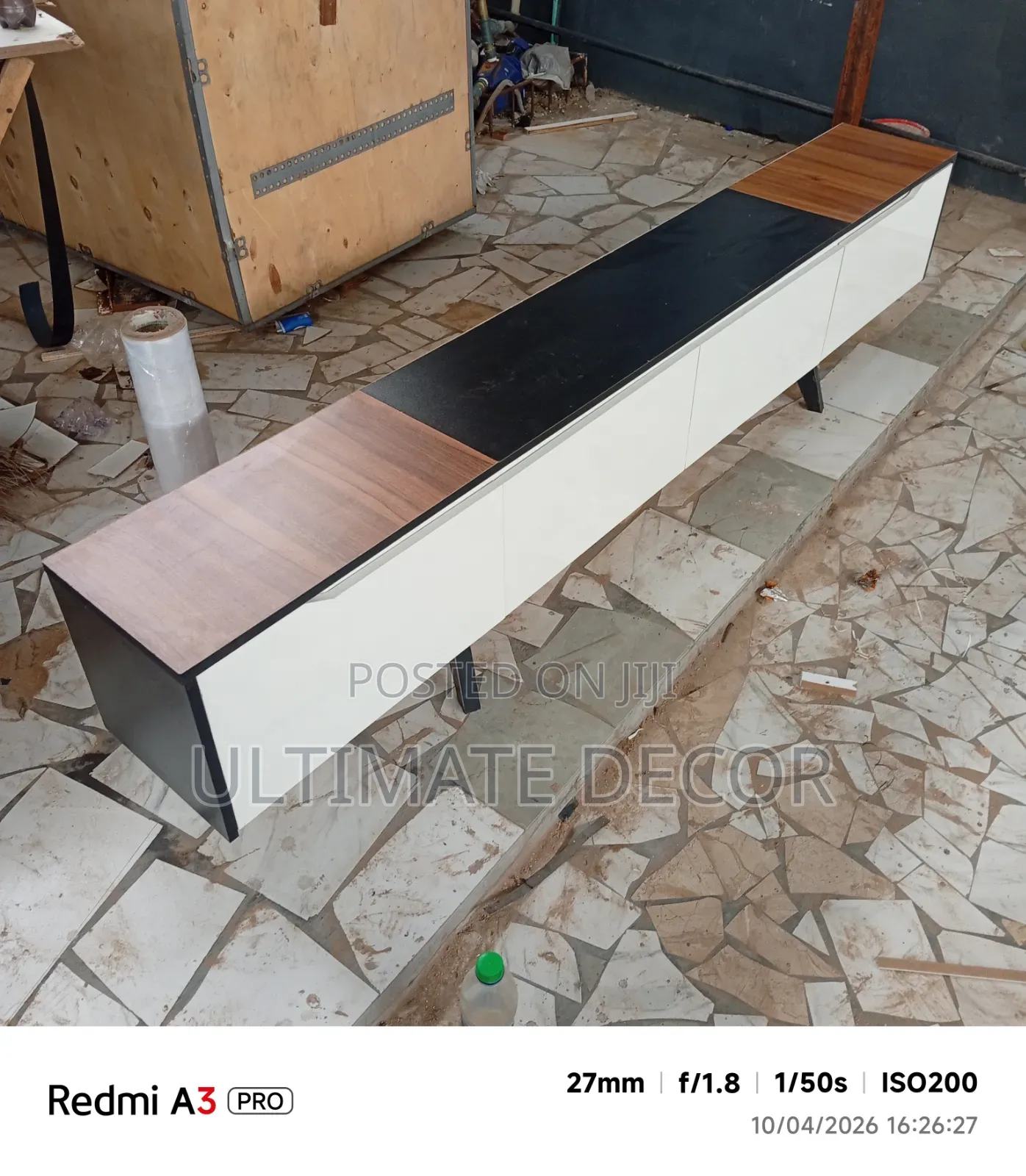 6ft TV Console