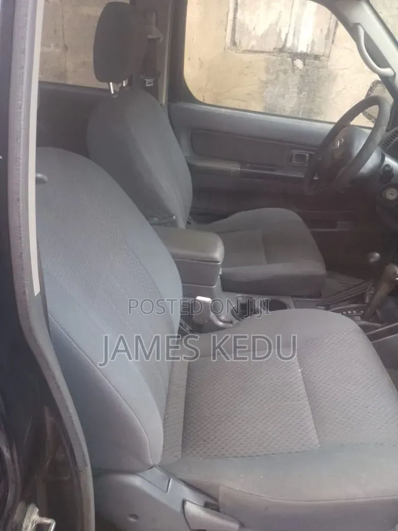Nissan Xterra 2013 Gray