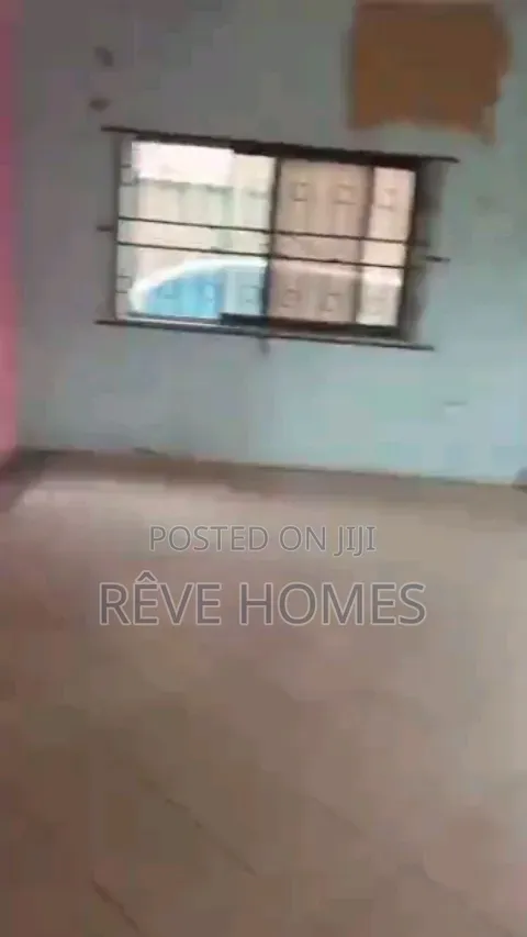 3bdrm Block of Flats in Ifako-Gbagada for rent
