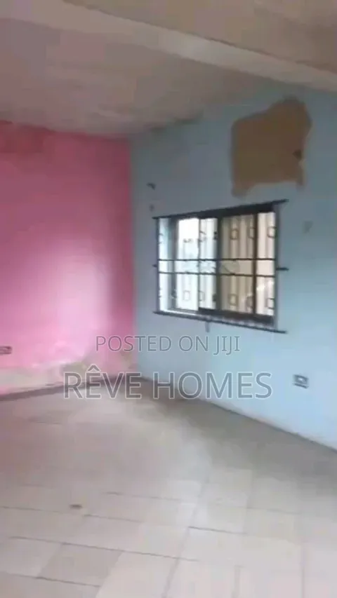 3bdrm Block of Flats in Ifako-Gbagada for rent