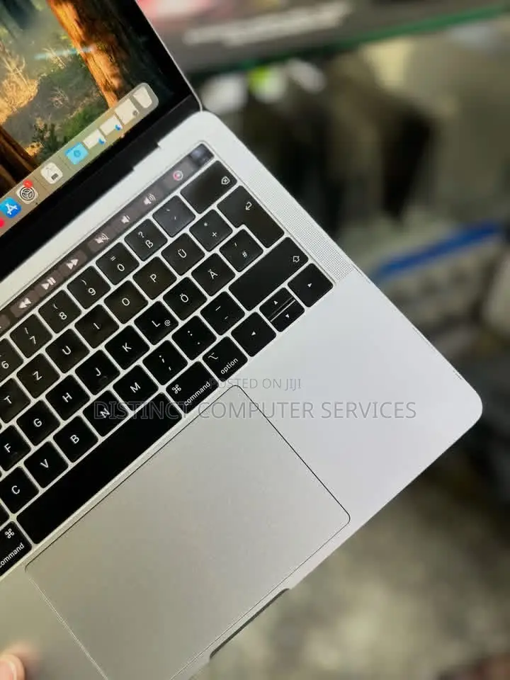Laptop Apple MacBook Air 2019 8GB Intel Core i7 SSD 256GB