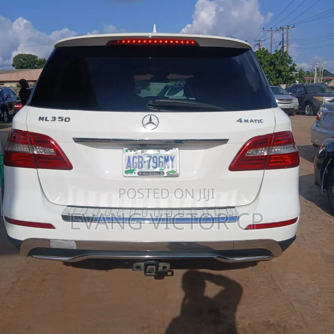 Mercedes-Benz M Class ML350 4MATIC 4dr SUV AWD (3.5L 6cyl 7A) 2014