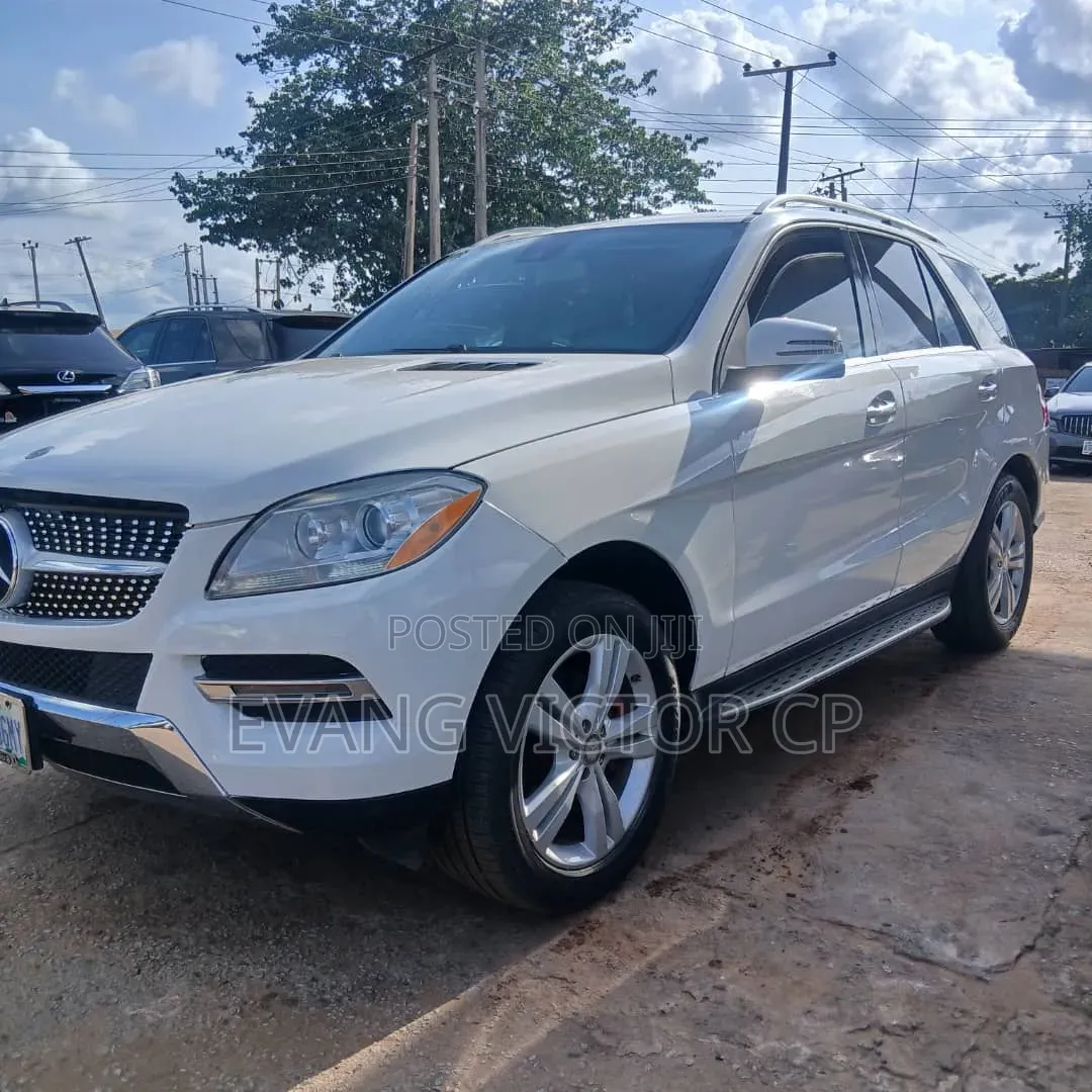 Mercedes-Benz M Class ML350 4MATIC 4dr SUV AWD (3.5L 6cyl 7A) 2014