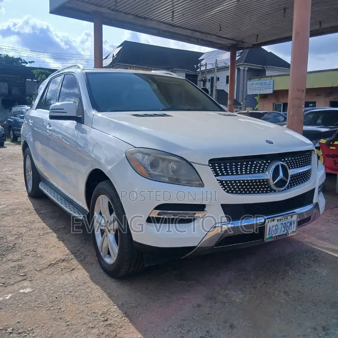 Mercedes-Benz M Class ML350 4MATIC 4dr SUV AWD (3.5L 6cyl 7A) 2014