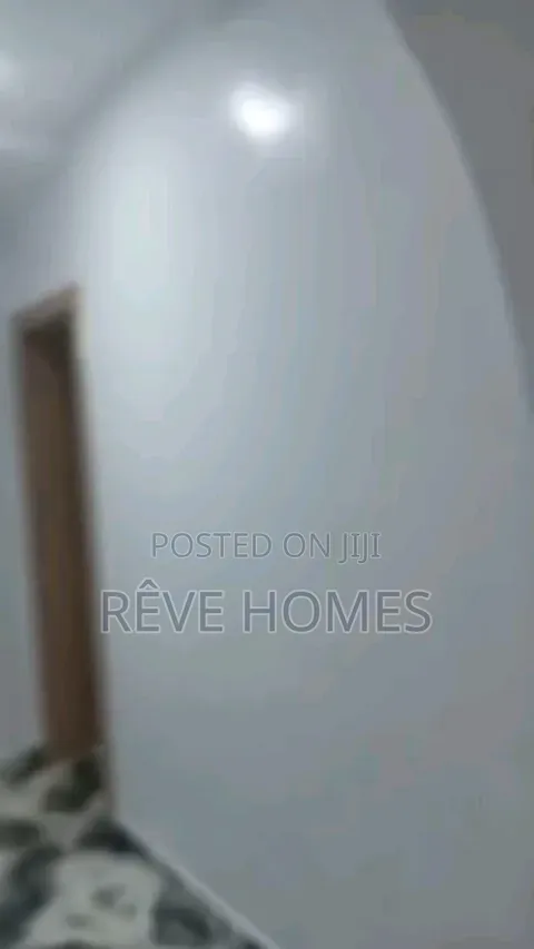 2bdrm Block of Flats in Medina for rent