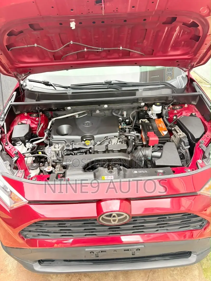 Toyota RAV4 XLE AWD 2020 Red