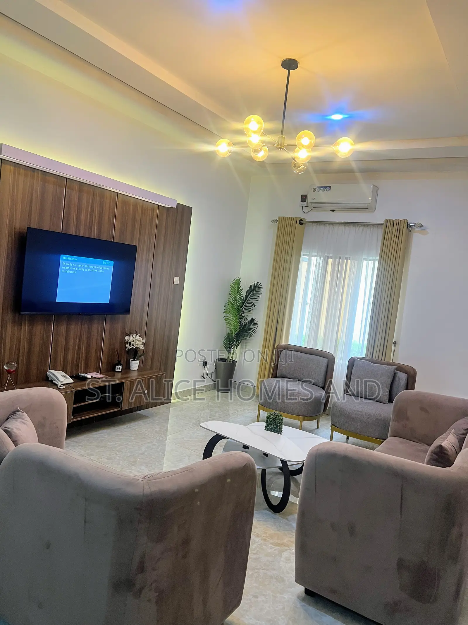 Vacation Topaz 1 Bedroom Apartment, Lekki Phase 1, Lagos
