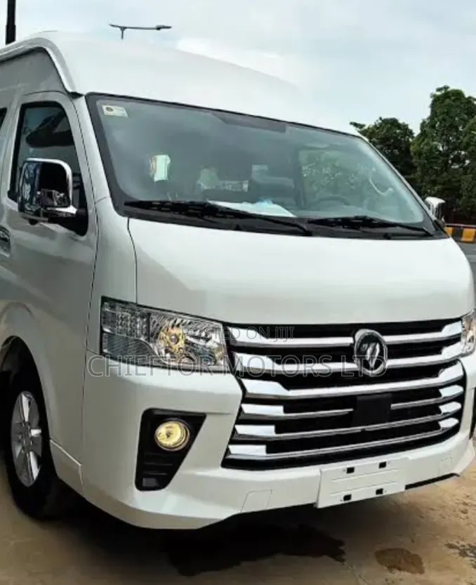 New Foton Sup 2025 White