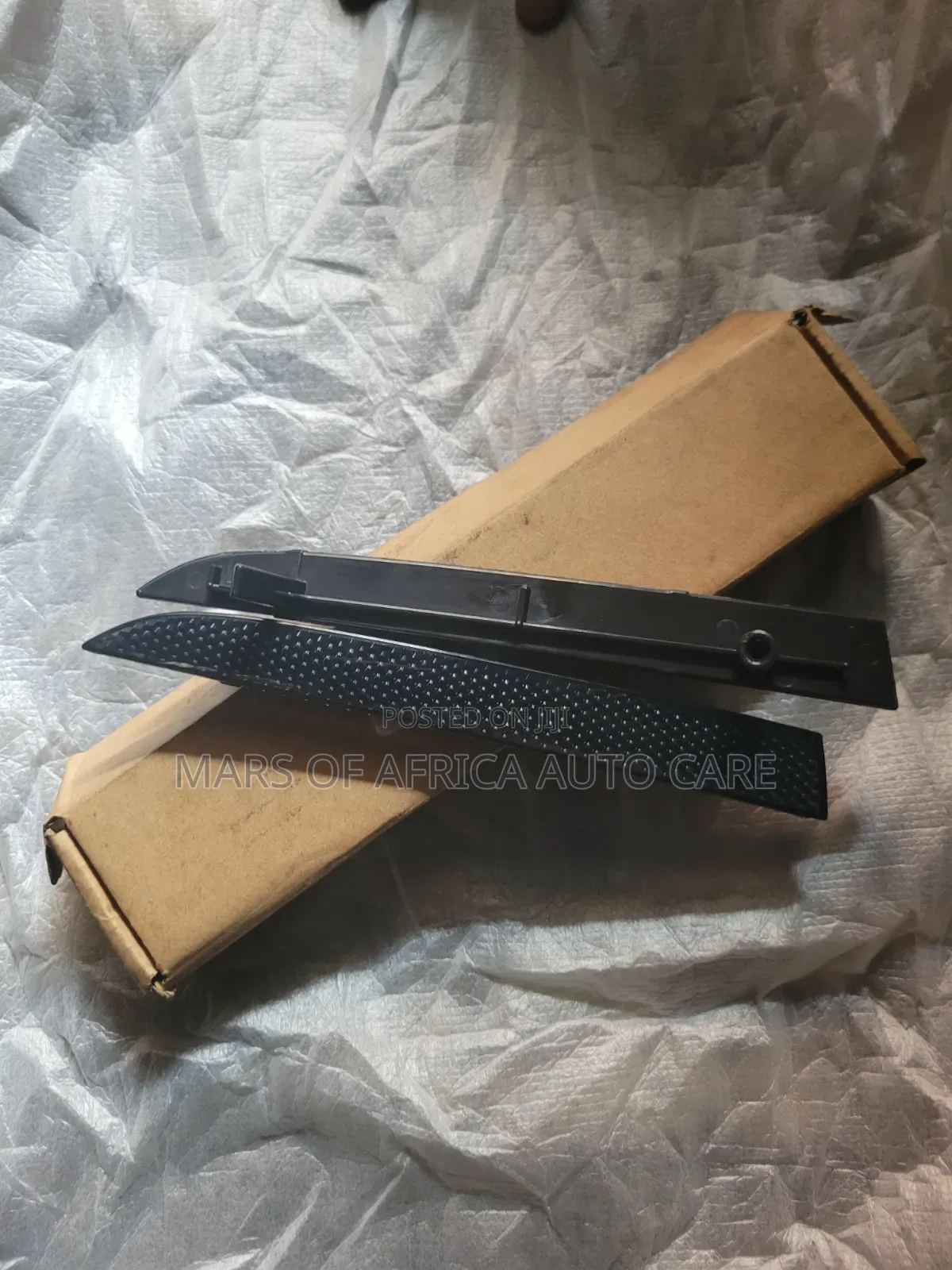 Back Bumper Reflector for Chevrolet Camaro 2015