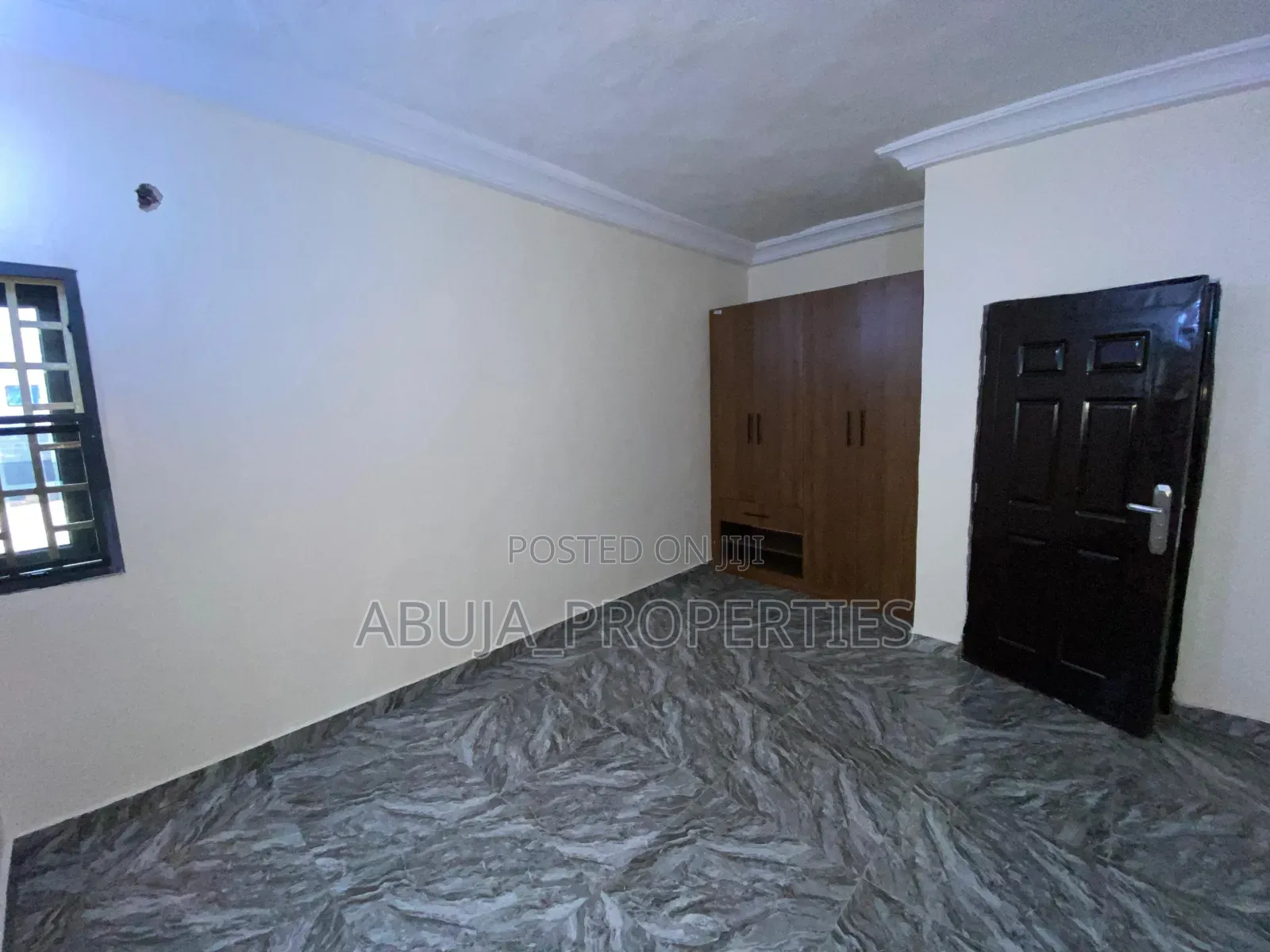 3bdrm Apartment in Idu for rent