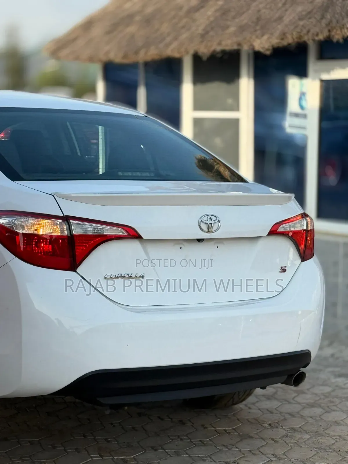 Toyota Corolla 2015 White