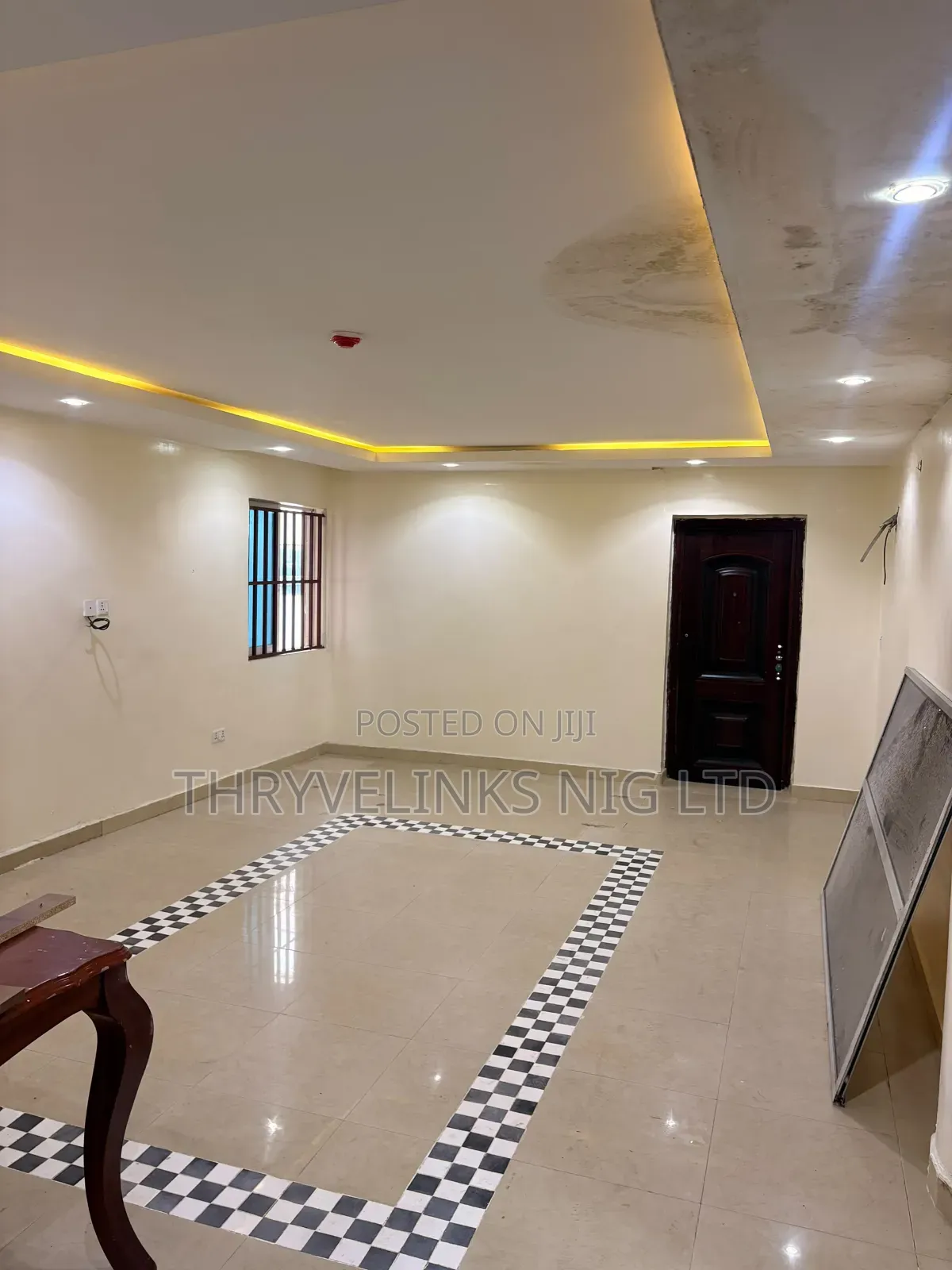 Mini Flat in Ahmadu Bello Way for rent