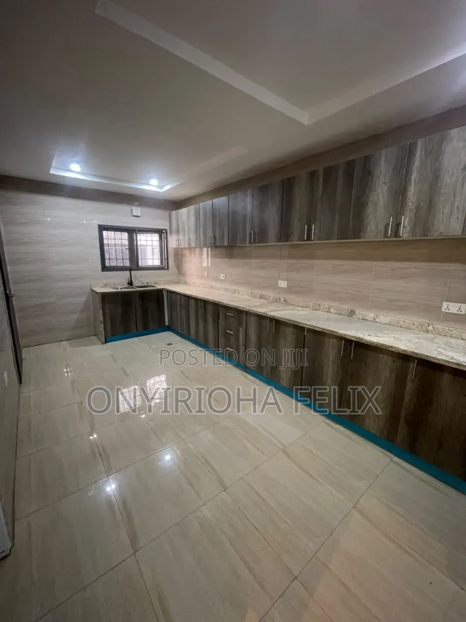 4bdrm Townhouse/Terrace in Jahi Gilmore for sale