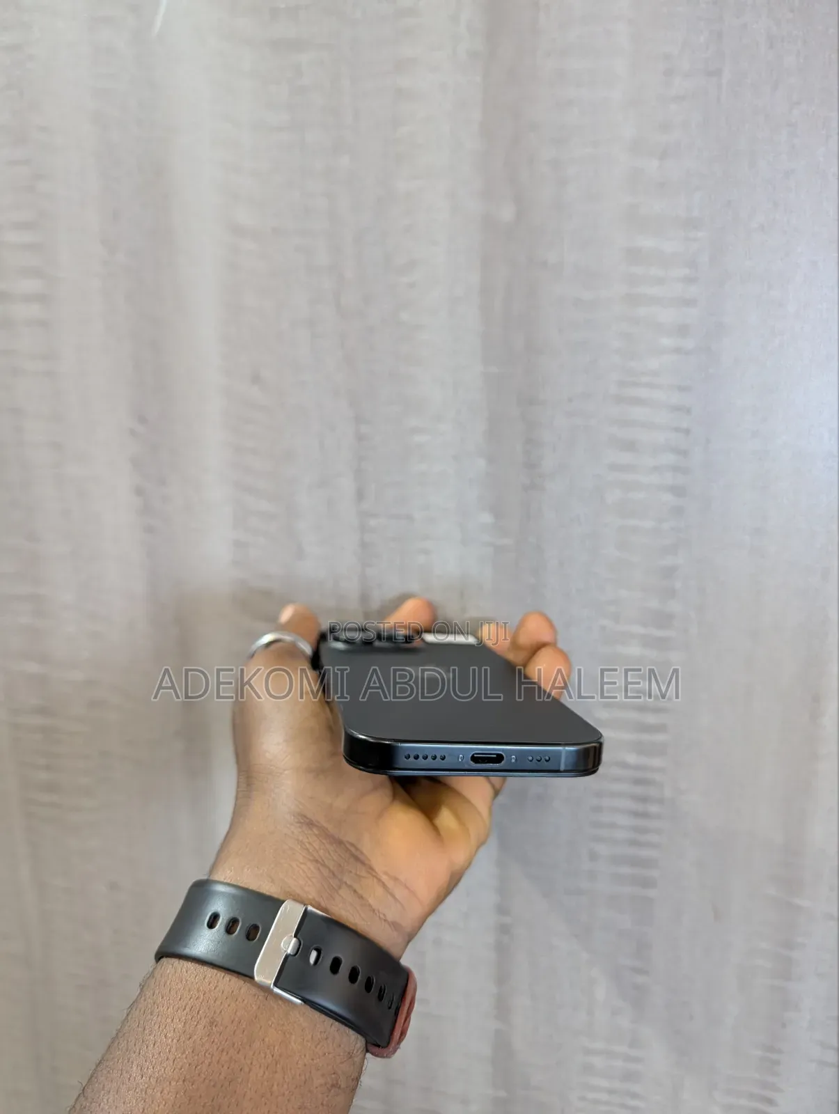 New Apple iPhone 16 Pro 128 GB Black