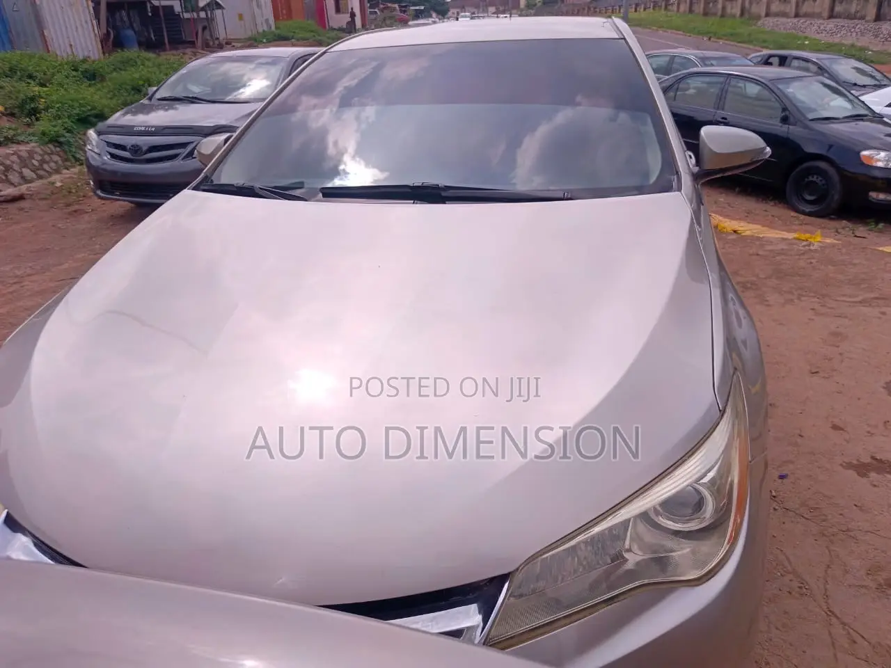 Toyota Camry LE 4dr Sedan (2.5L 4cyl 6A) 2015 Silver