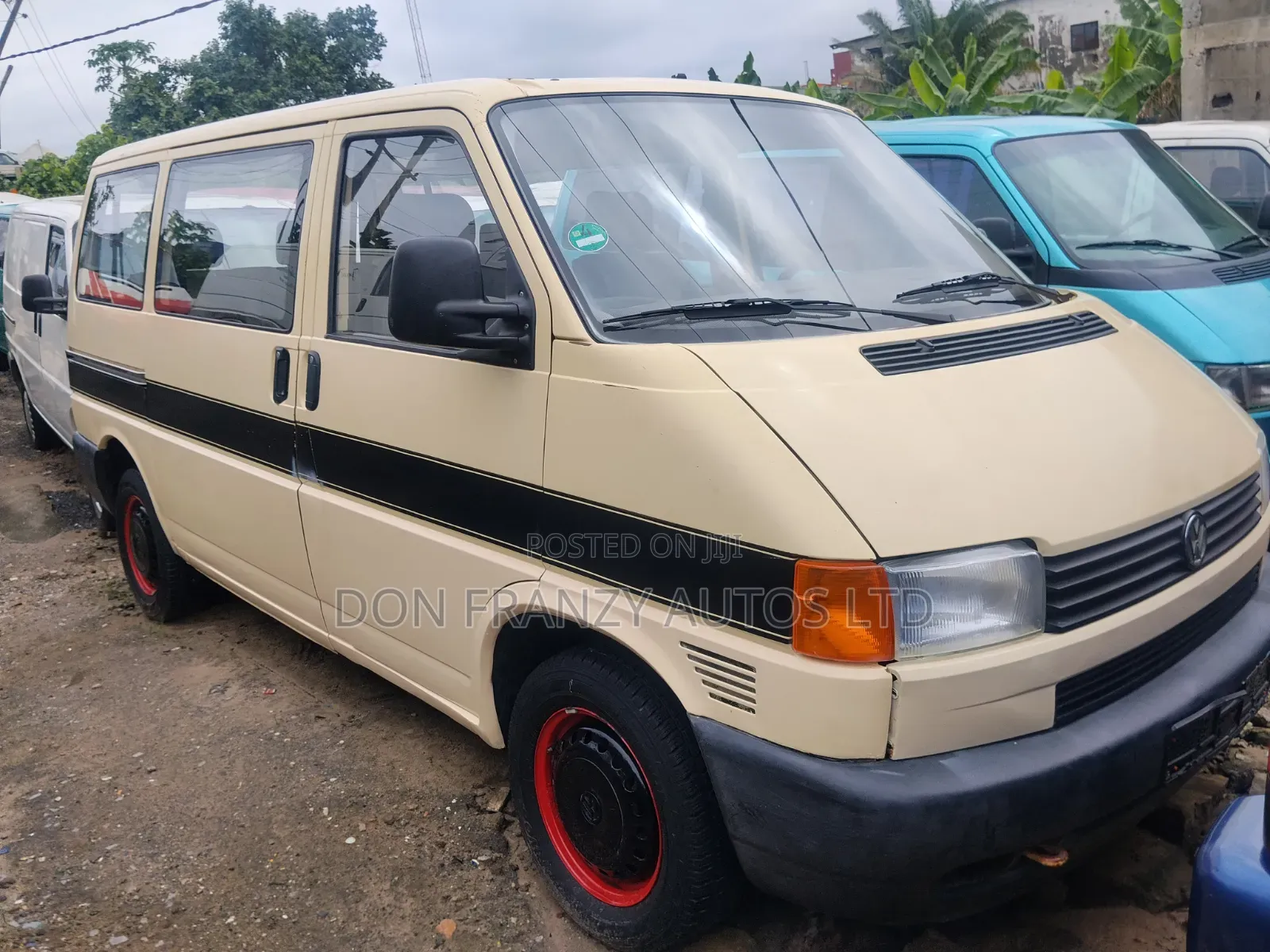 Volkswagen Transporter 2006 Gold