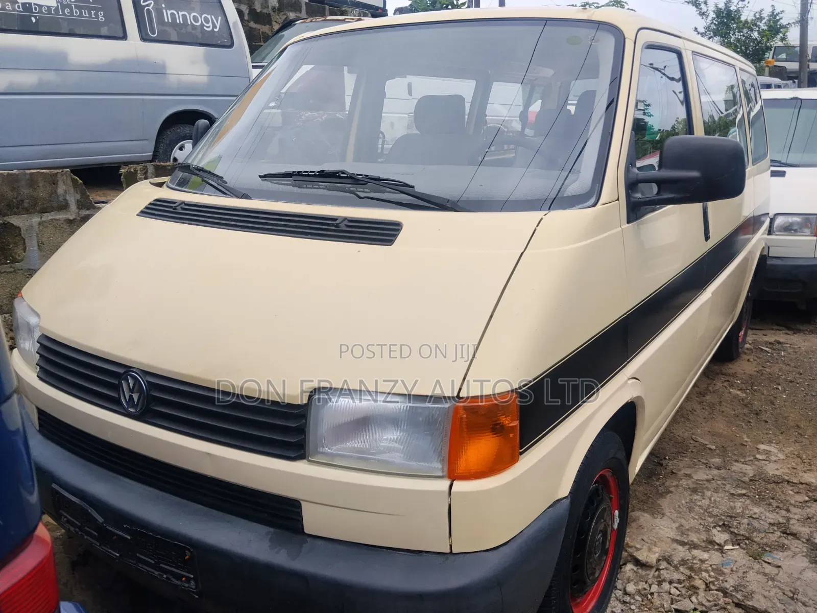 Volkswagen Transporter 2006 Gold