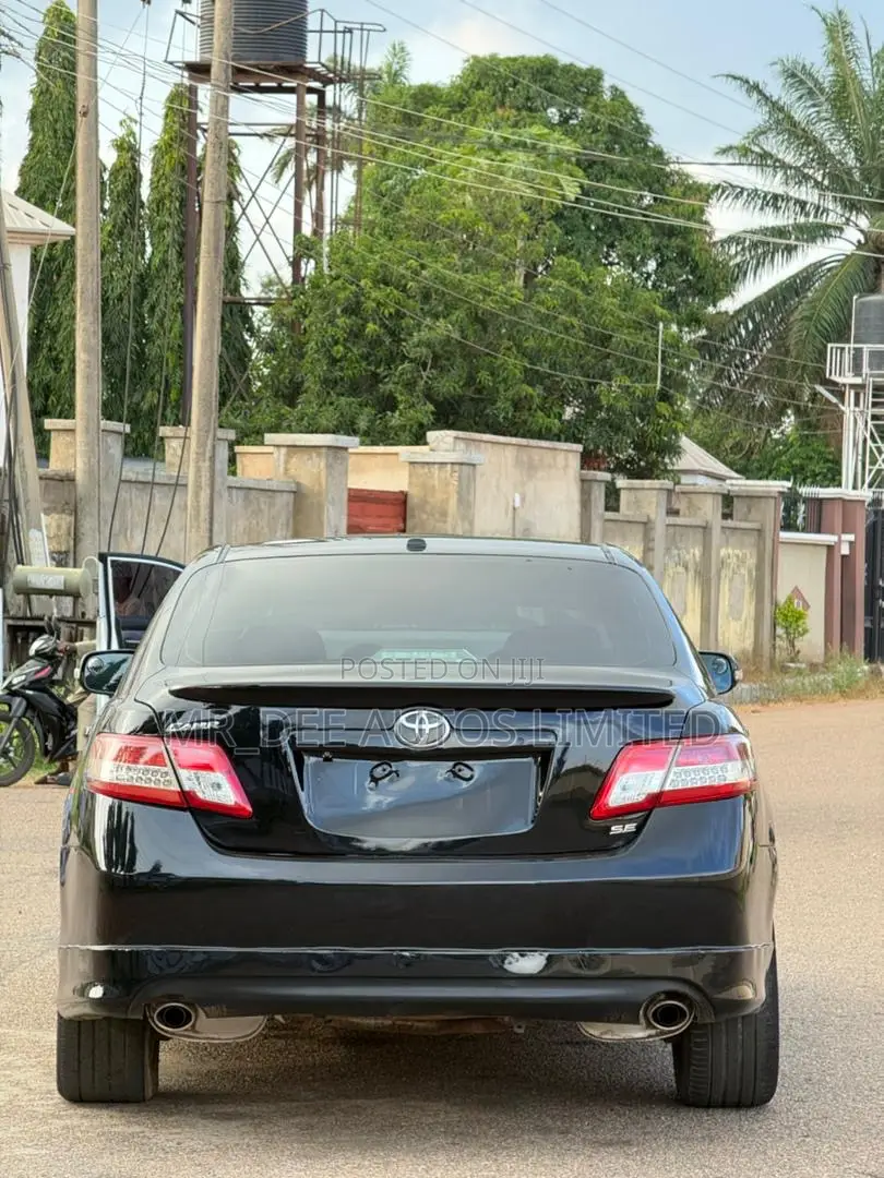 Toyota Camry 2010 Black