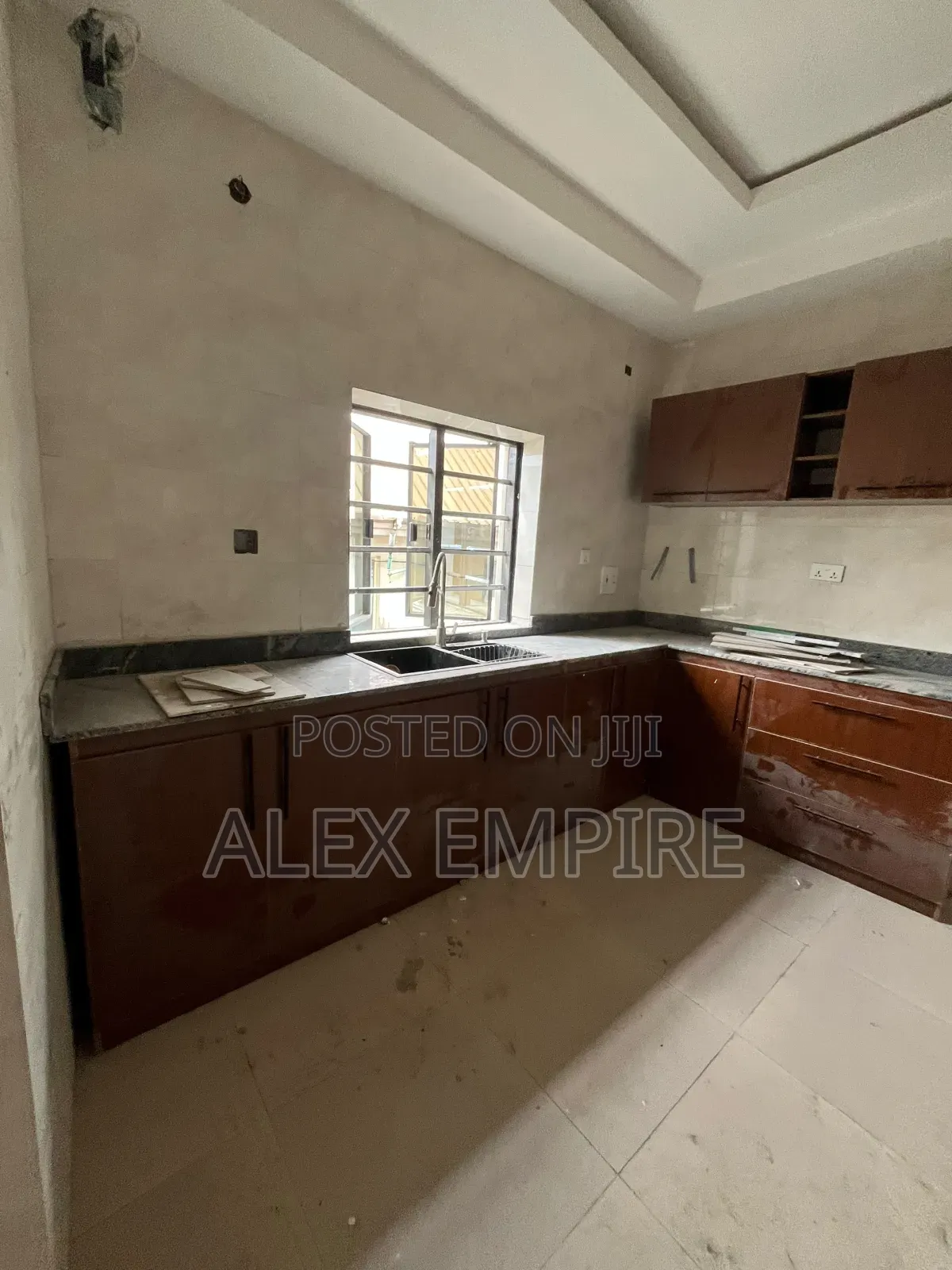 3bdrm Apartment in Ago Palace for rent
